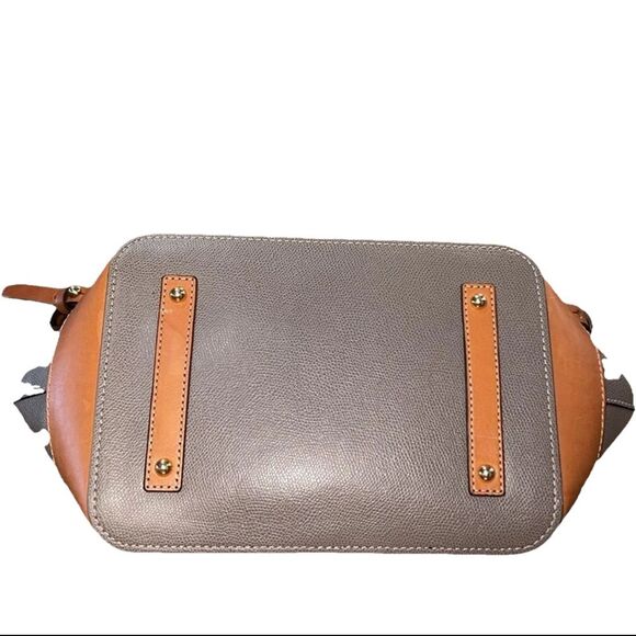 Dooney & Bourke Claremont Pebble Leather Drawstring Bucket Bag Gray Tan Tassel - Picture 9 of 9